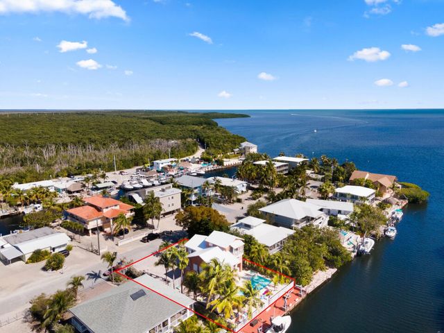 S 23 Exuma Road, Key Largo, FL 33037