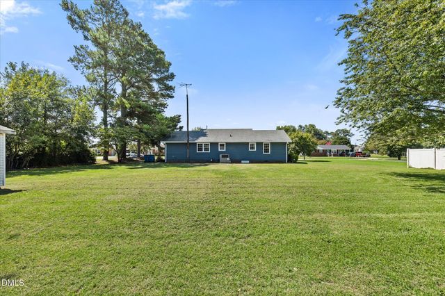 103 Lilly Street, Dunn, NC 28334