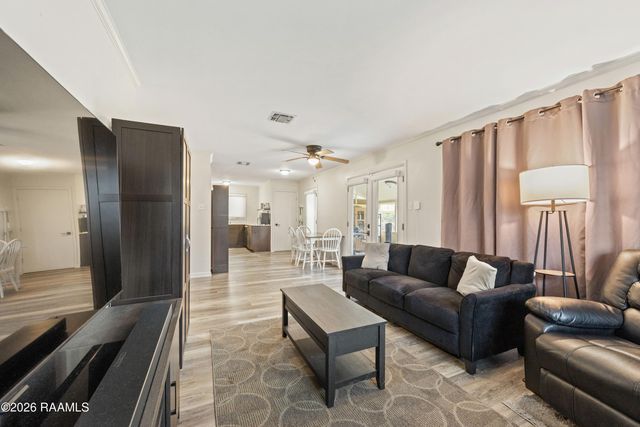 301 Kathryn Street, New Iberia, LA 70560