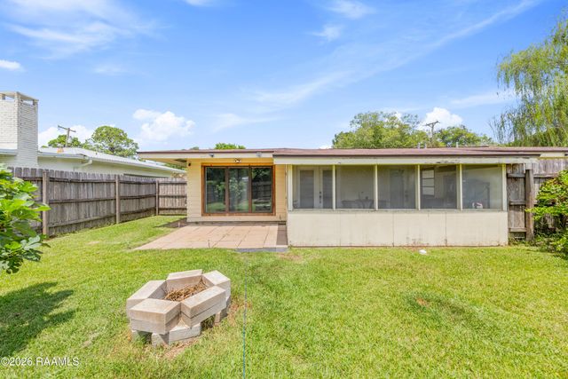301 Kathryn Street, New Iberia, LA 70560