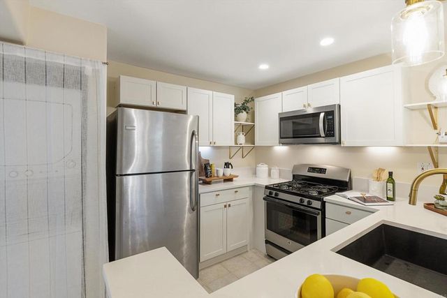 6971 Ballena Way 2, Carlsbad, CA 92009