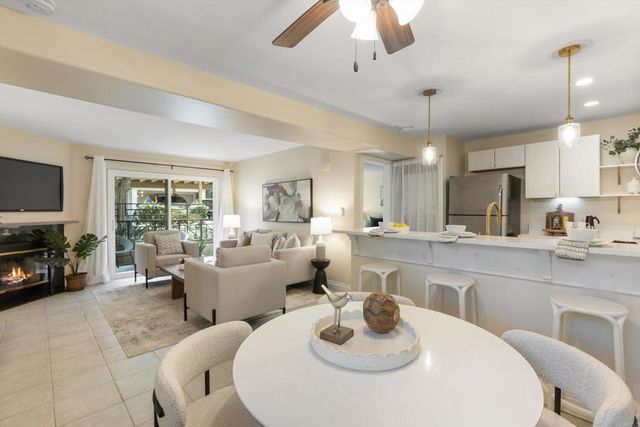 6971 Ballena Way 2, Carlsbad, CA 92009