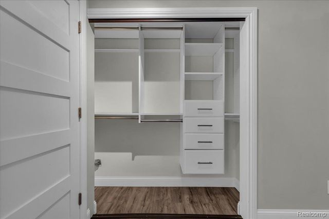 7350 N Inkster Road 17, Dearborn Heights, MI 48127