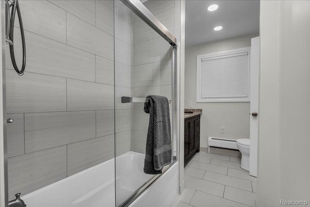 7350 N Inkster Road 17, Dearborn Heights, MI 48127