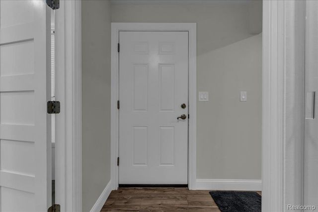 7350 N Inkster Road 17, Dearborn Heights, MI 48127