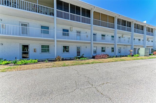 4920 38TH WAY S 210, St Petersburg, FL 33711