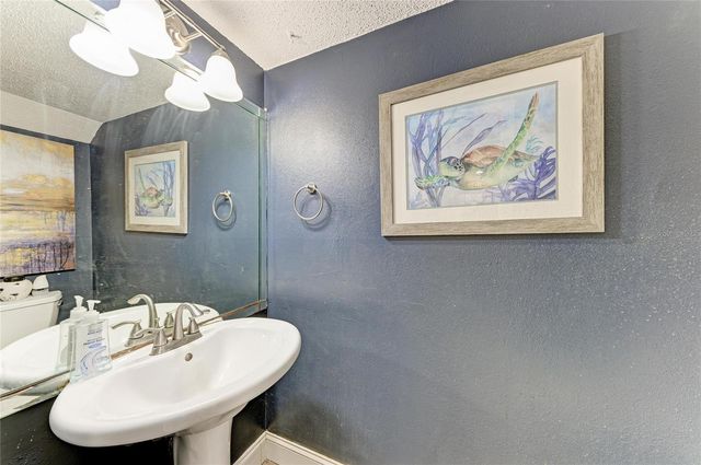 4920 38TH WAY S 210, St Petersburg, FL 33711