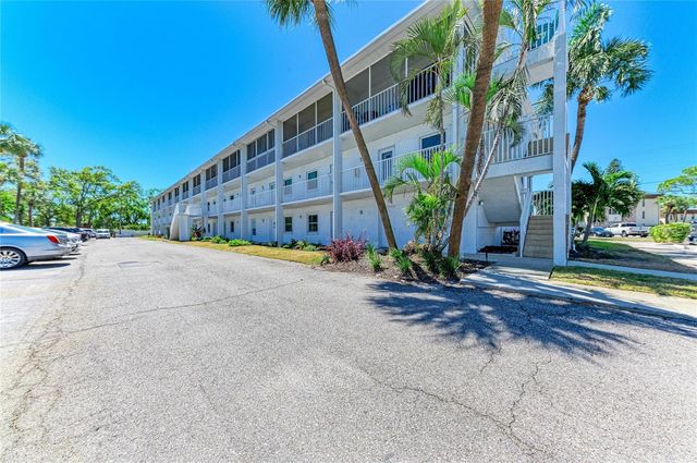 4920 38TH WAY S 210, St Petersburg, FL 33711