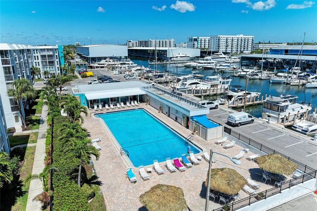 4920 38TH WAY S 210, St Petersburg, FL 33711