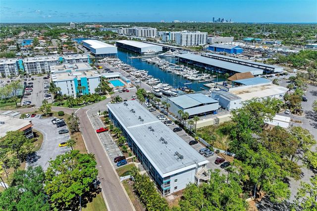 4920 38TH WAY S 210, St Petersburg, FL 33711