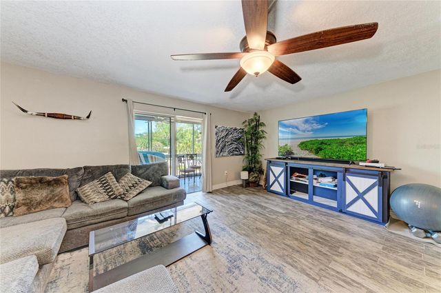 4920 38TH WAY S 210, St Petersburg, FL 33711