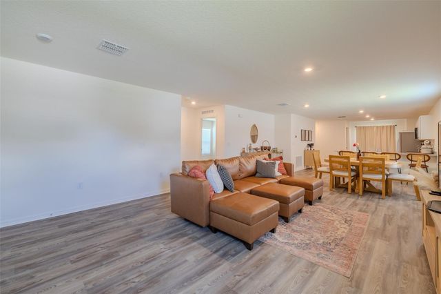 2274 MAJESTIC SPAN AVENUE, Eagle Lake, FL 33839