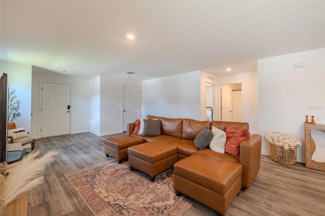 2274 MAJESTIC SPAN AVENUE, Eagle Lake, FL 33839