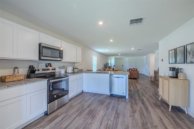 2274 MAJESTIC SPAN AVENUE, Eagle Lake, FL 33839