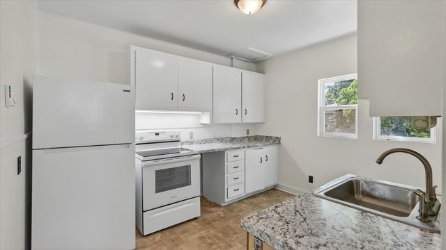 1130 W Nora Ave, Spokane, WA 99205