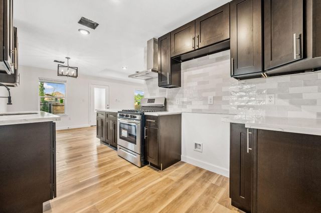 6321 Joe Louis Lane, Houston, TX 77091