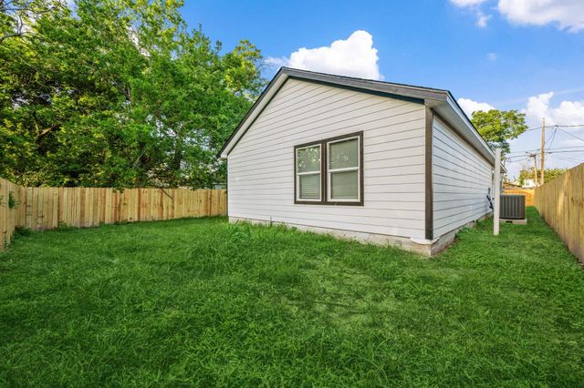 6321 Joe Louis Lane, Houston, TX 77091