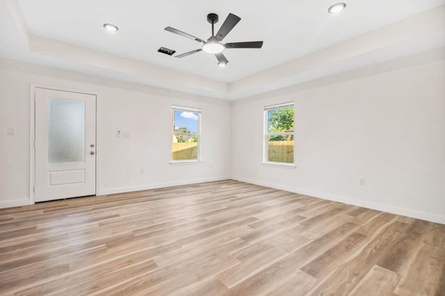 6321 Joe Louis Lane, Houston, TX 77091