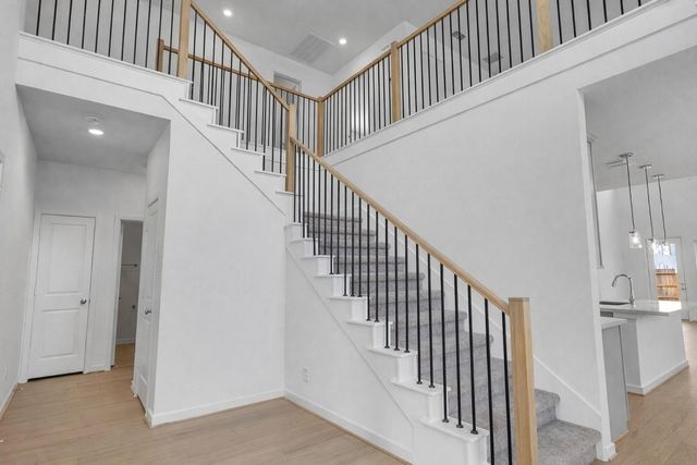 22103 Strathfield Cir, Cypress, TX 77433