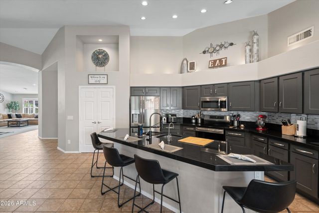 8534 W 8534 W Melinda Lane, Peoria, AZ 85382