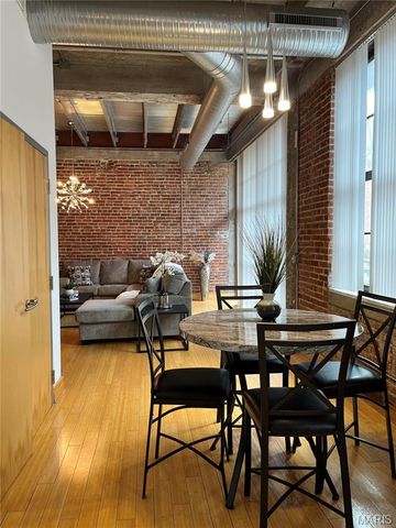 2201 Locust Street 201, St Louis, MO 63103