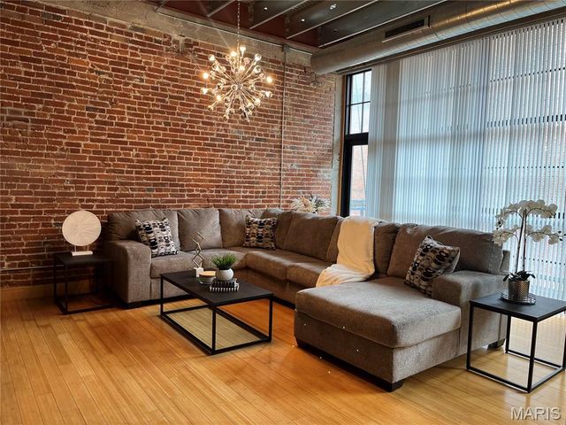 2201 Locust Street 201, St Louis, MO 63103
