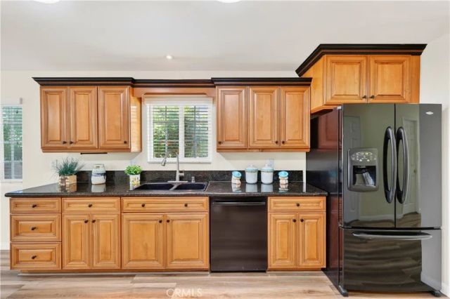 1725 3rd, La Verne, CA 91750