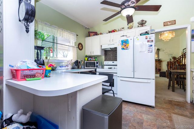 8315 Ingram Street, Westland, MI 48185