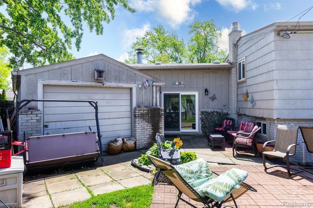 8315 Ingram Street, Westland, MI 48185