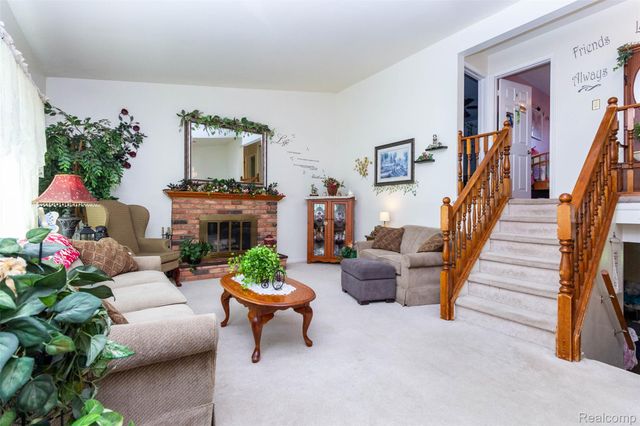 8315 Ingram Street, Westland, MI 48185