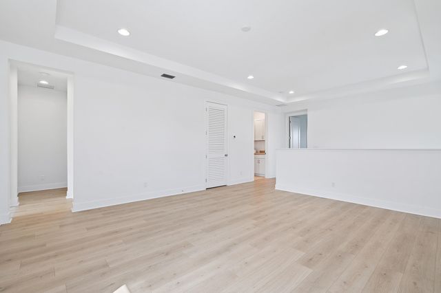 13577 Artisan Circle, Palm Beach Gardens, FL 33418