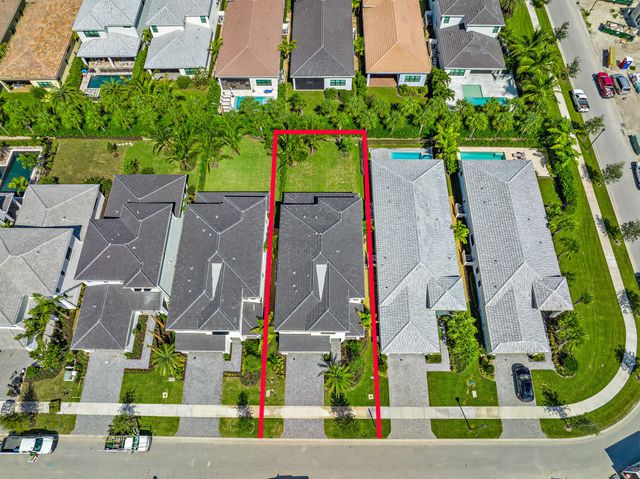 13577 Artisan Circle, Palm Beach Gardens, FL 33418