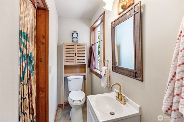 17401 Renton Maple Valley Road SE, Maple Valley, WA 98038