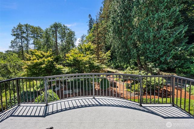 17401 Renton Maple Valley Road SE, Maple Valley, WA 98038