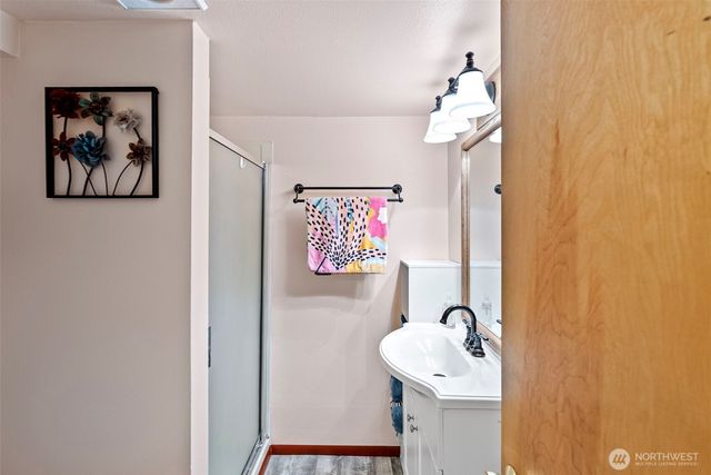 17401 Renton Maple Valley Road SE, Maple Valley, WA 98038