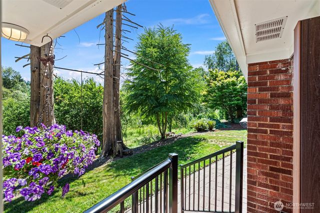 17401 Renton Maple Valley Road SE, Maple Valley, WA 98038