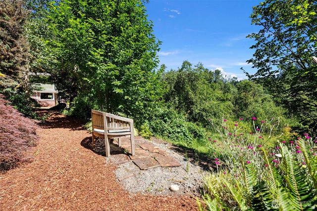 17401 Renton Maple Valley Road SE, Maple Valley, WA 98038