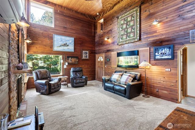 17401 Renton Maple Valley Road SE, Maple Valley, WA 98038