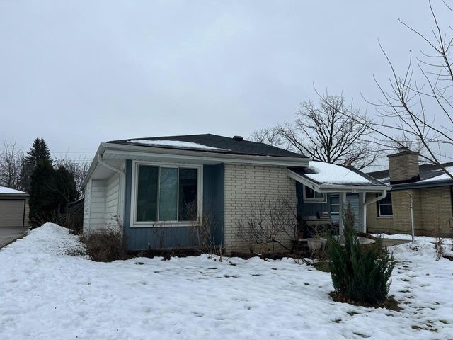 4860 N 104th STREET, Milwaukee, WI 53225