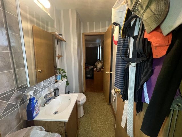 4860 N 104th STREET, Milwaukee, WI 53225