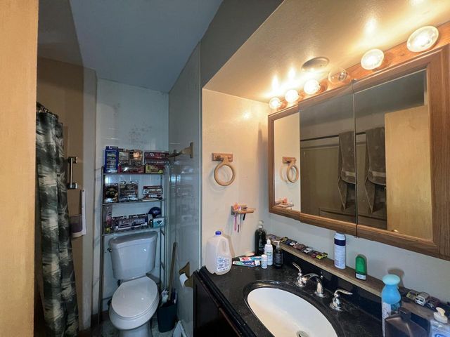 4860 N 104th STREET, Milwaukee, WI 53225