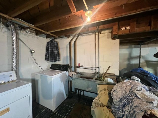 4860 N 104th STREET, Milwaukee, WI 53225