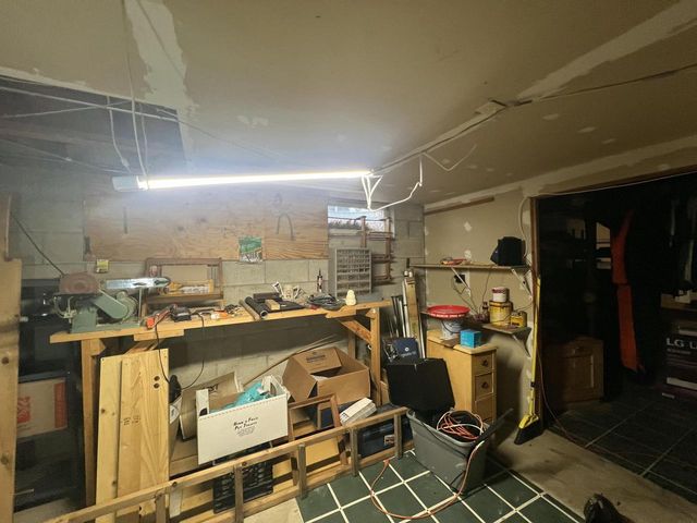 4860 N 104th STREET, Milwaukee, WI 53225