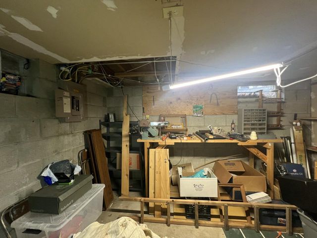 4860 N 104th STREET, Milwaukee, WI 53225