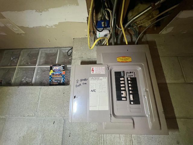 4860 N 104th STREET, Milwaukee, WI 53225