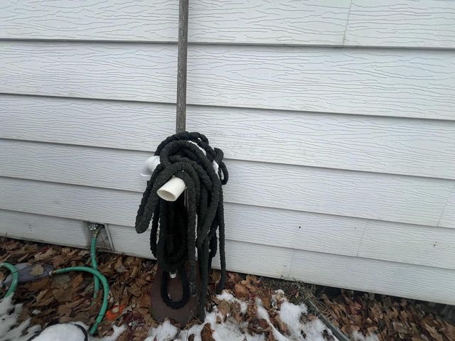 4860 N 104th STREET, Milwaukee, WI 53225