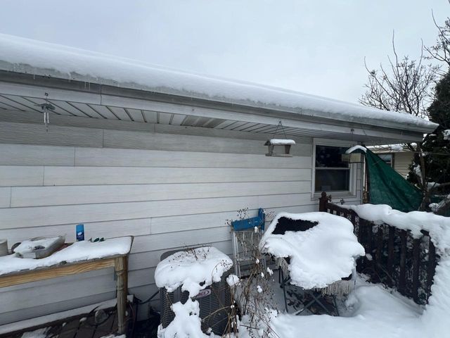 4860 N 104th STREET, Milwaukee, WI 53225