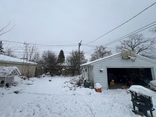 4860 N 104th STREET, Milwaukee, WI 53225