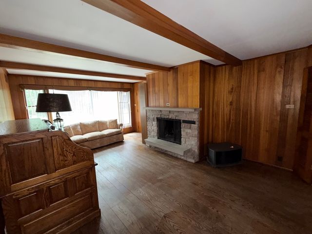 9615 Parkside Avenue, Oak Lawn, IL 60453