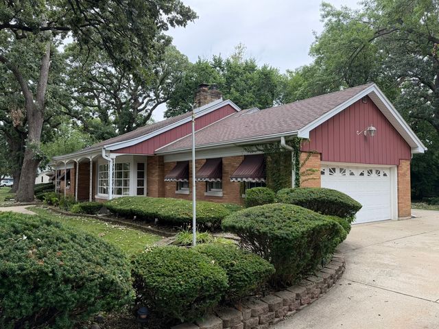 9615 Parkside Avenue, Oak Lawn, IL 60453